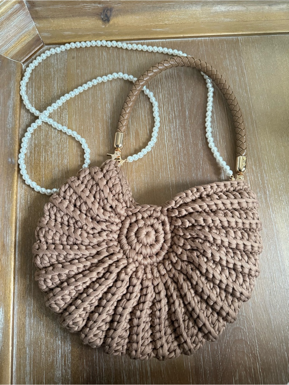 Crochet Shell Bag - Picture 5 of 11
